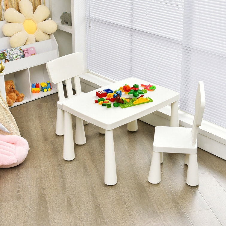 Kids rectangle shop table and chairs